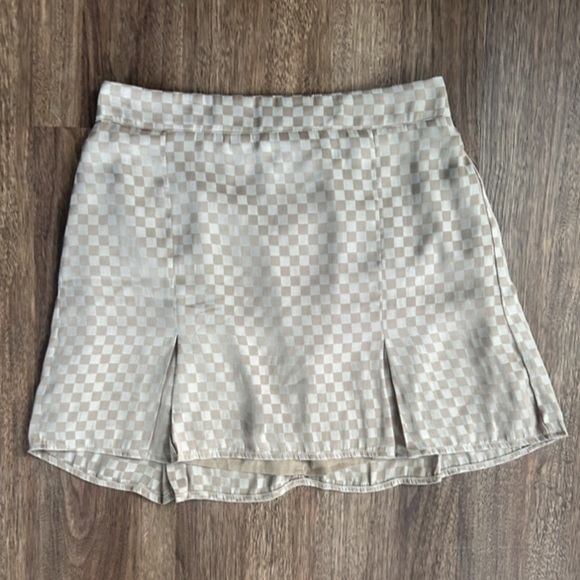 LE LIS Satin Check Button Shirt Mini Skirt Preppy Minimalist 2 Piece Set Size S - Picture 7 of 15